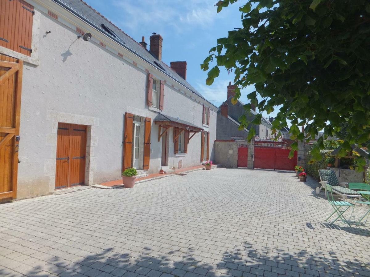 Les 4 Vents Hotel Vineuil  Exterior photo